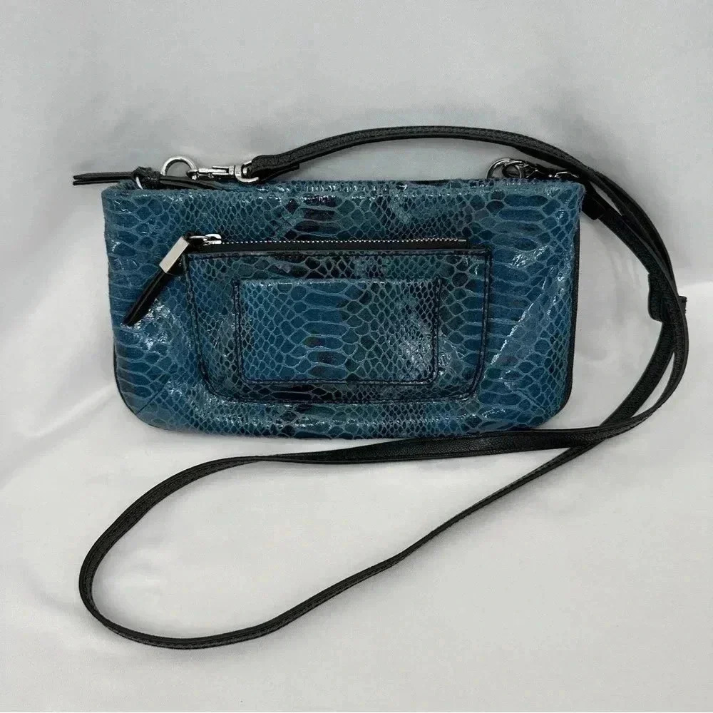 Vera Wang Womens Faux Snakeskin Crossbody Purse Blue Clutch Zippered